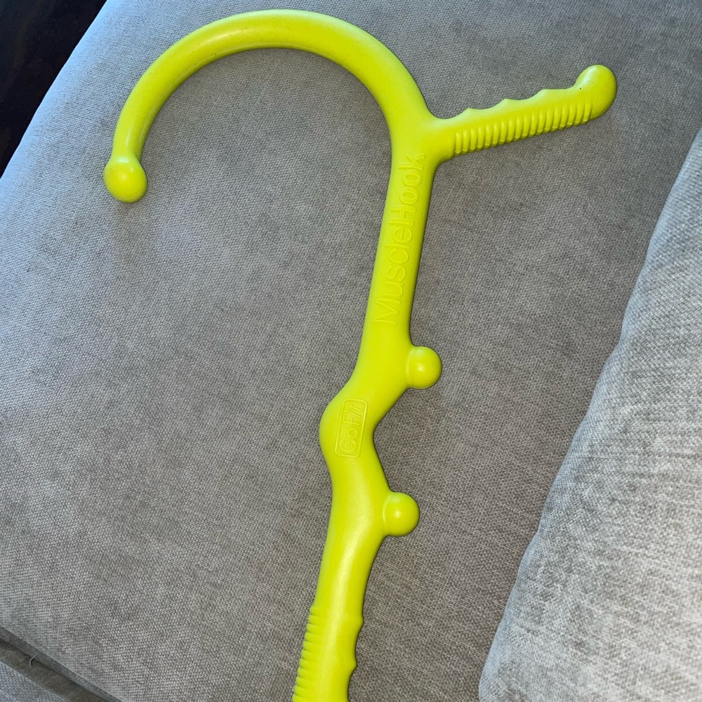GoFit muscle hook massage tool